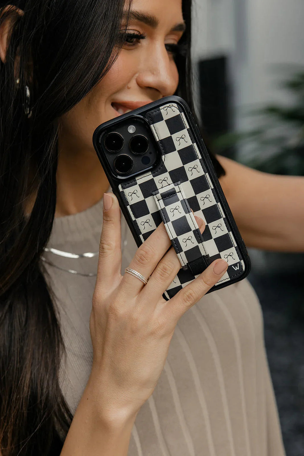 Bow Noir Walli-Lite Case