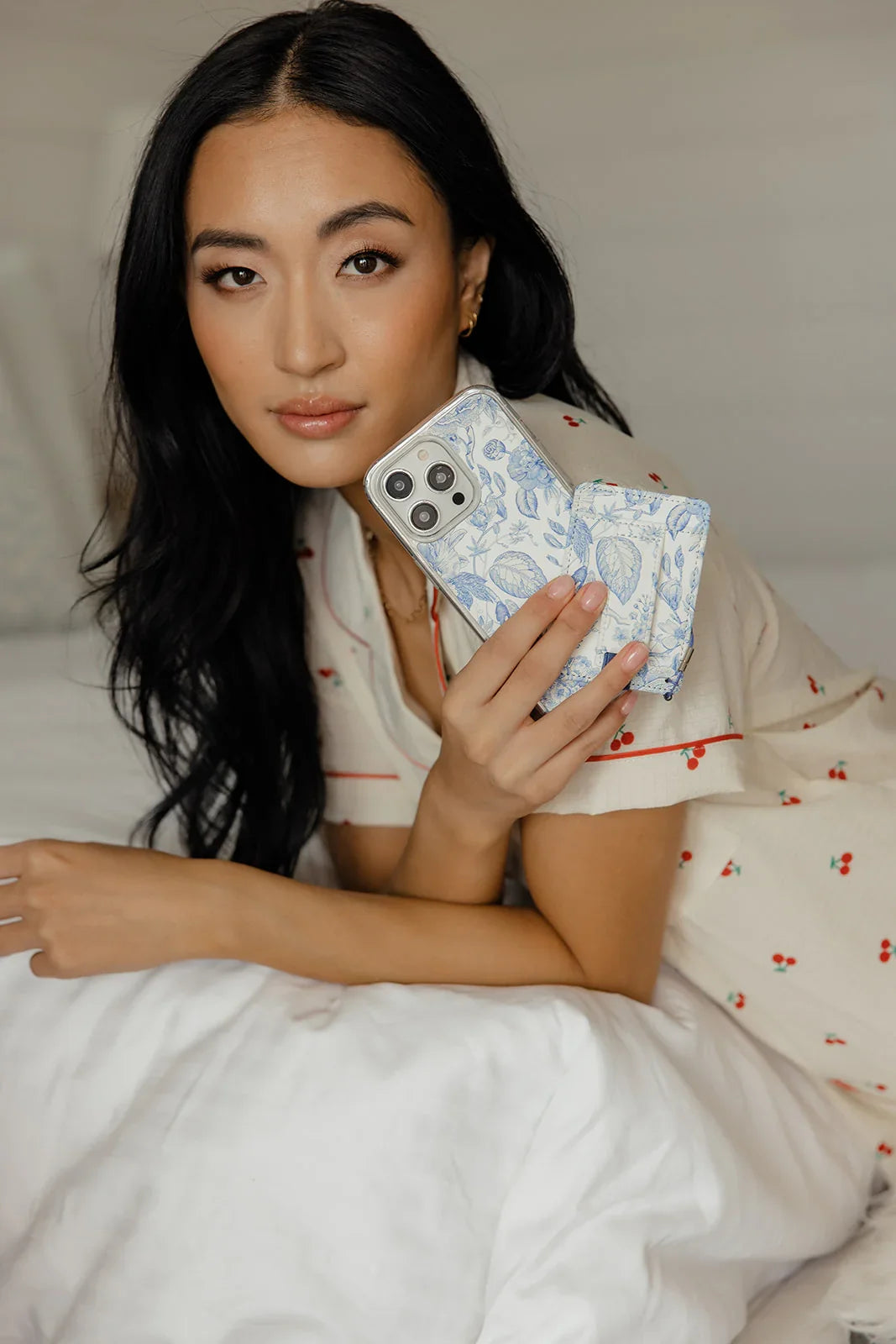 Blue Willow OG Magnetic Case and Wallet